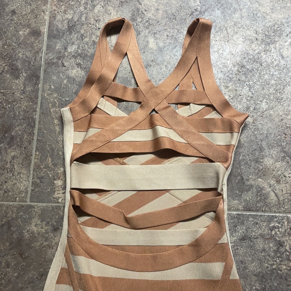 NWOT Stretta bandage bodycon two tone dress - Picture 3 of 5